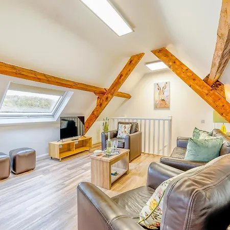 Harebell- Uk45262 ウィットビー